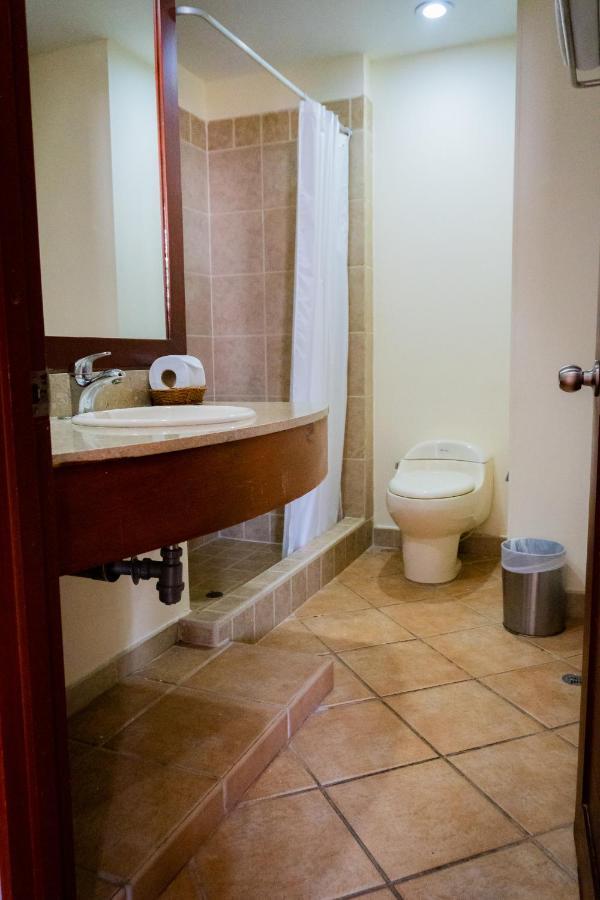 Hotel Penon Suites Хирардот Екстериор снимка