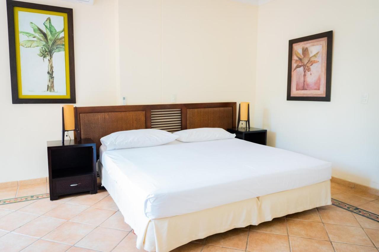 Hotel Penon Suites Хирардот Екстериор снимка
