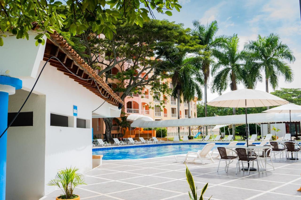 Hotel Penon Suites Хирардот Екстериор снимка