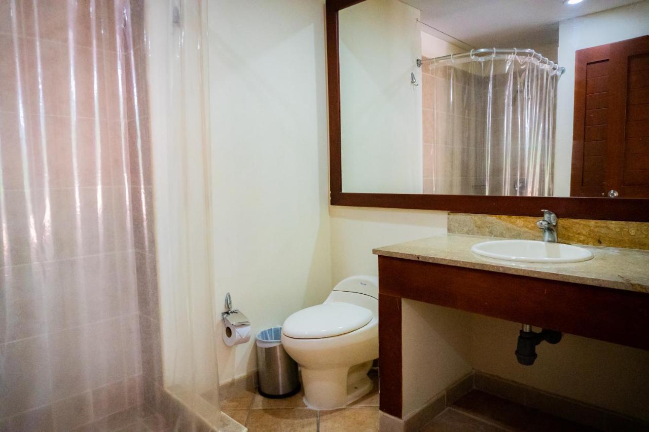 Hotel Penon Suites Хирардот Екстериор снимка