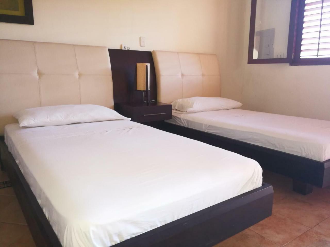 Hotel Penon Suites Хирардот Екстериор снимка