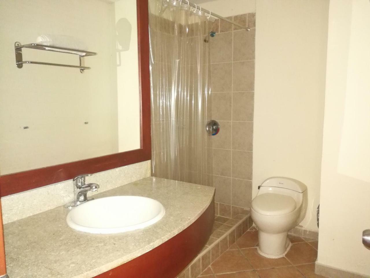 Hotel Penon Suites Хирардот Екстериор снимка