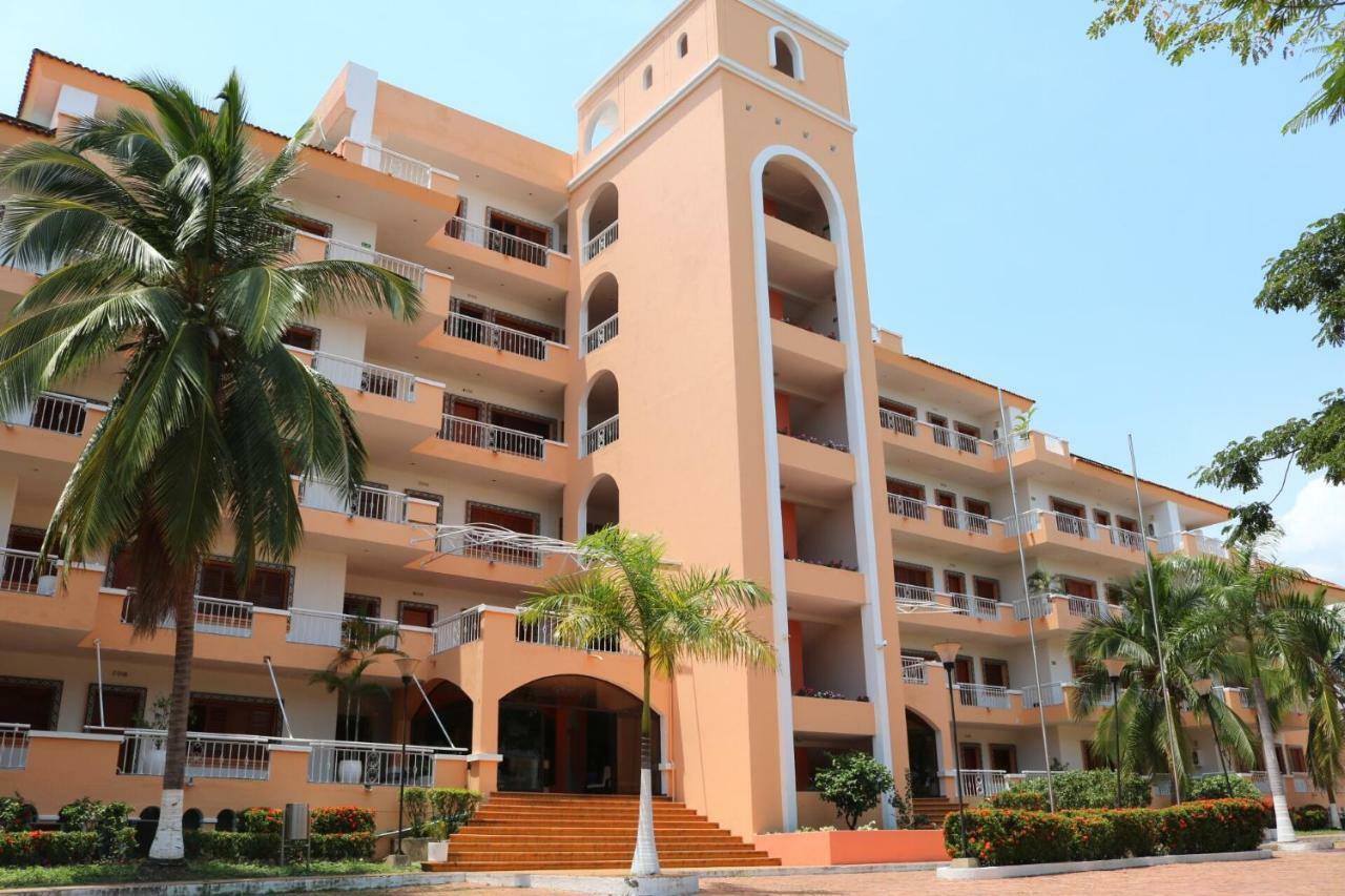 Hotel Penon Suites Хирардот Екстериор снимка